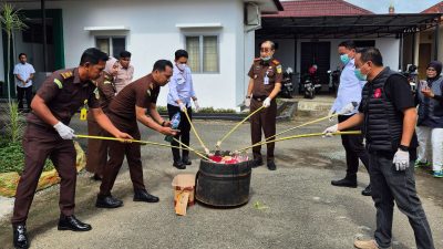 Kejaksaan Negeri Payakumbuh Kembali Memusnakan Barang Bukti Narkotika
