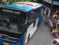 Seluruh Layanan Transjakarta Masih Tidak Beroperasi
