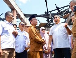 Andre Rosiade Tinjau Jalan Rusak Payakumbuh-Sitangkai, Tegaskan Segera Diperbaiki