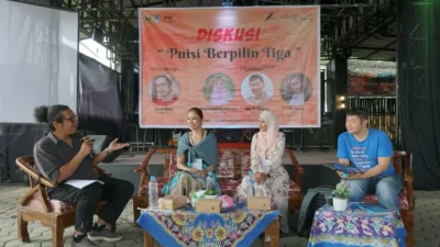 Menuju Payakumbuh Poetry Festival 2025