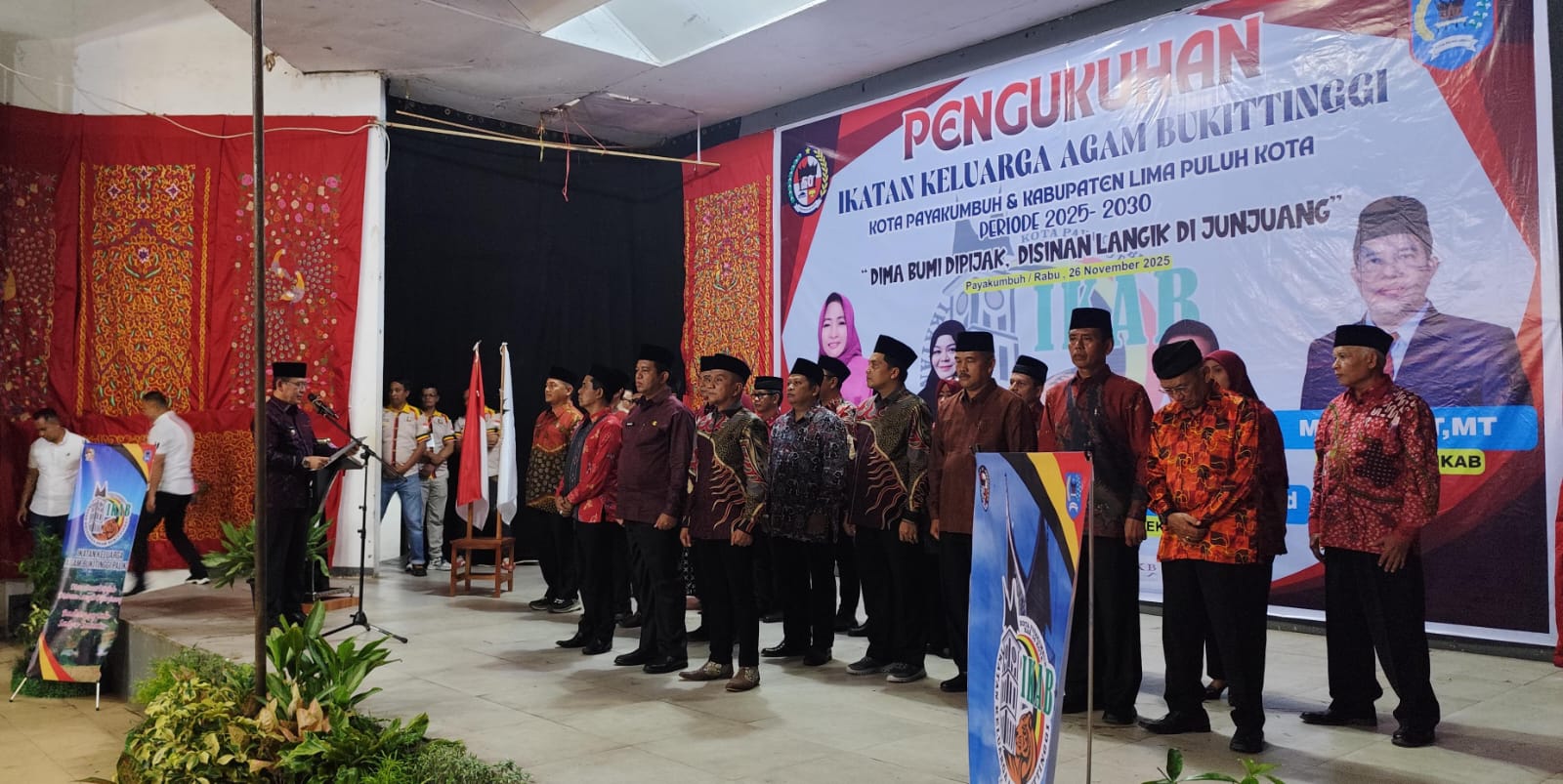 Wali Kota Payakumbuh, Zulmaeta, Kukuhkan Pengurus IKAB Paliko 2025-2030, Ajak Berperan Aktif dalam Pembangunan Daerah